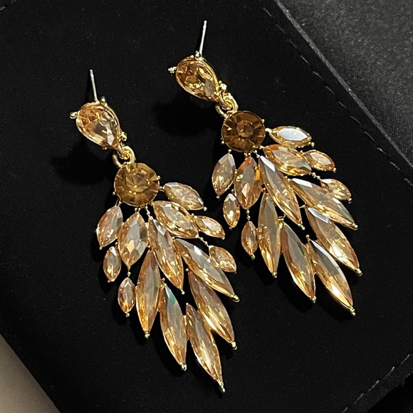 ✨Sparkly Amber Rhinestones Chandelier Drop Earrings - Picture 2 of 3